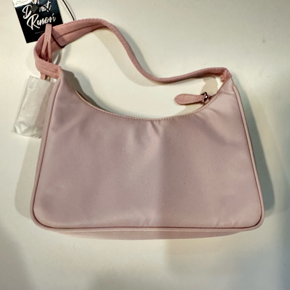 Prada Light Pink Re-Edition Nylon Shoulder Bag NEW - Picture 5 of 10